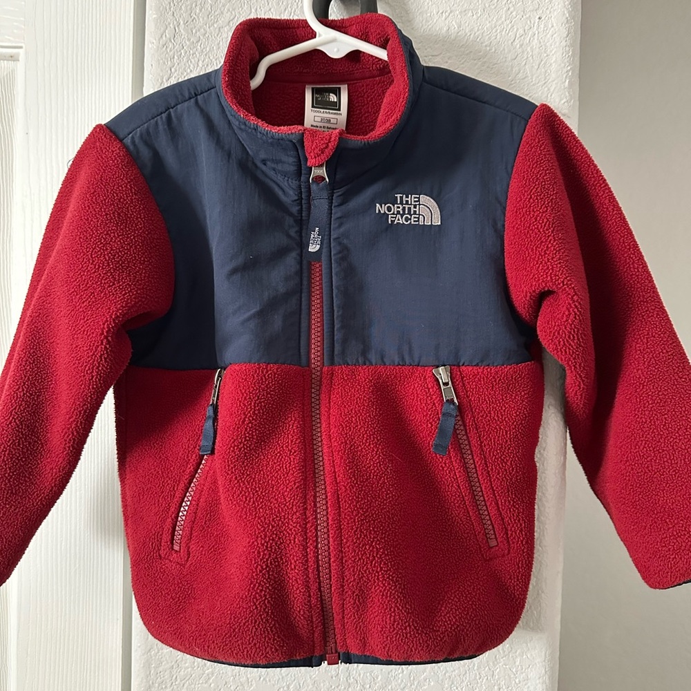 North Face Fleece Denali Jacket Size 3T
Red and navy blue
